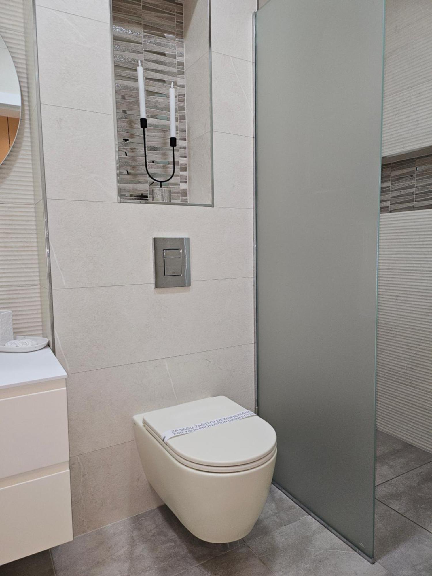 Adav Luxus Apartment Visoko Esterno foto